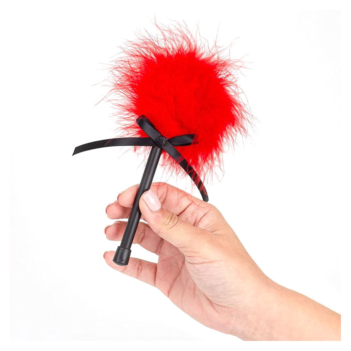 Plumero Marubú Rojas