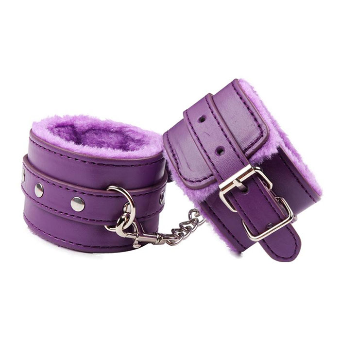 Esposas Lilas Simil Piel Con Forro