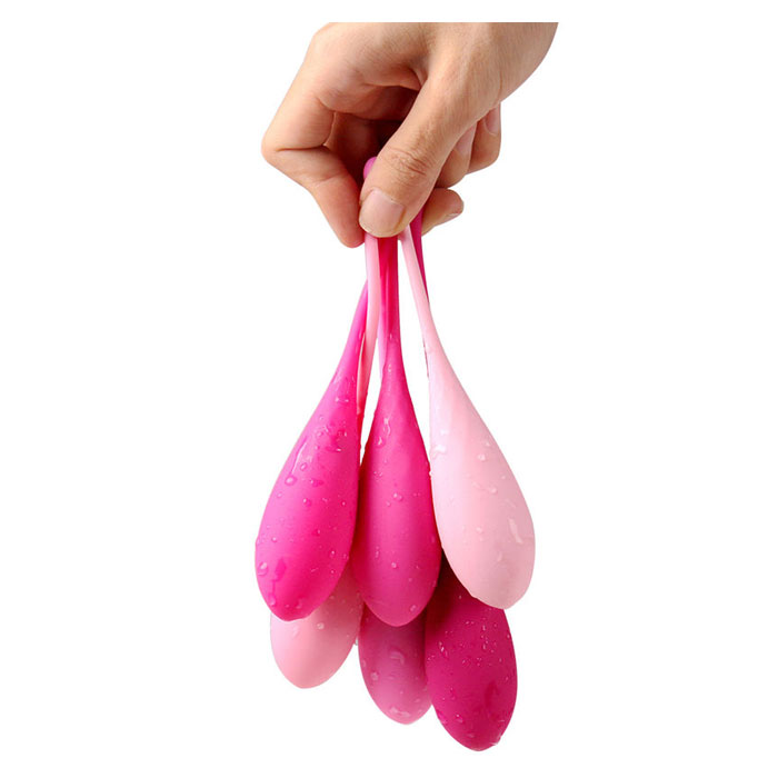 Six Leslie Vaginal